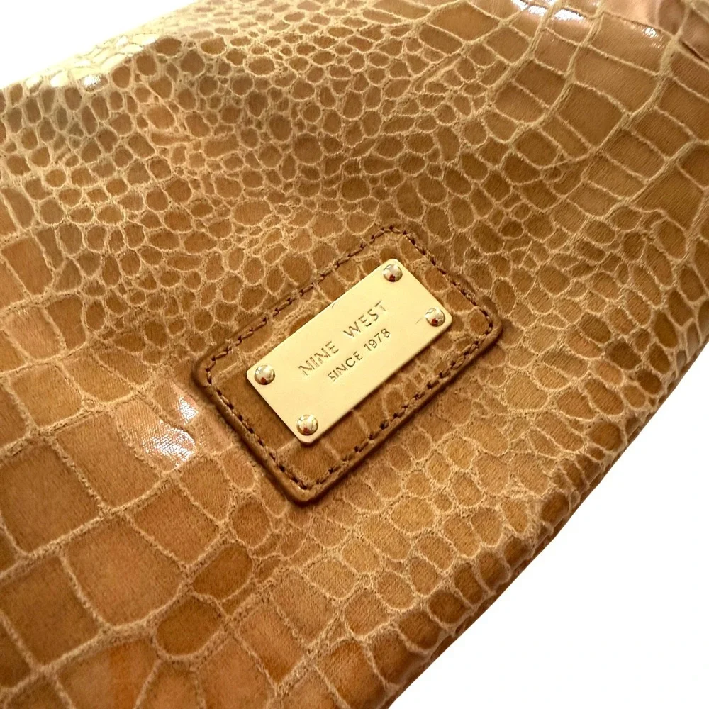 Nine West‎ Clutch Bag Women Tan Croc Embossed Foldover Classic Minimalist Preppy